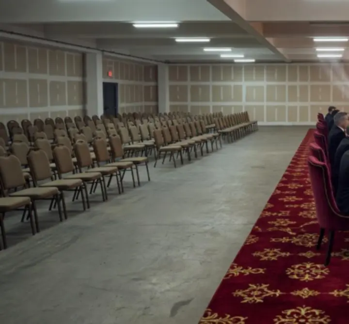 Neutralna sala eventowa przed metamorfozą NOWAK FELIKS.
